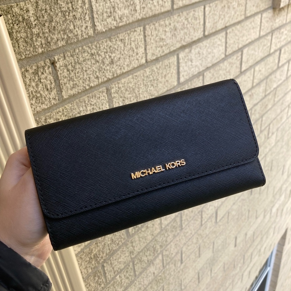 NEW Michael Kors Black Leather Trifold Wallet Snap Button Closure Gold Hardware - Picture 10 of 16